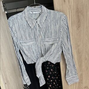 Zara Women's Blue and White Striped Button Down Shirt
